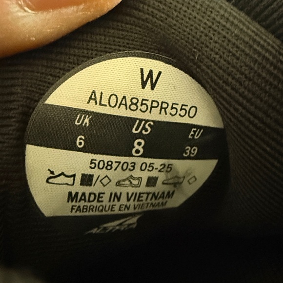 Altra Lone peak 9 trail sneakers women’s 8 purple EUC - Picture 7 of 7